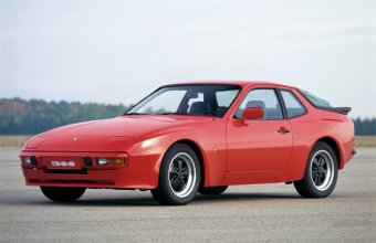 Porsche 944
