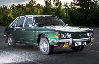 Tatra T613