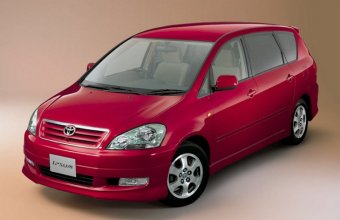 Toyota Ipsum
