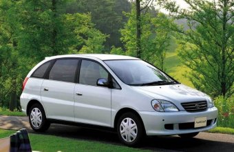 Toyota Nadia