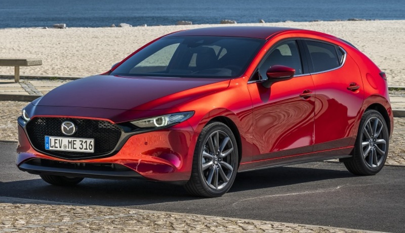Под отзыв попали автомобили Mazda 3 из-за проблем в работе двигателя