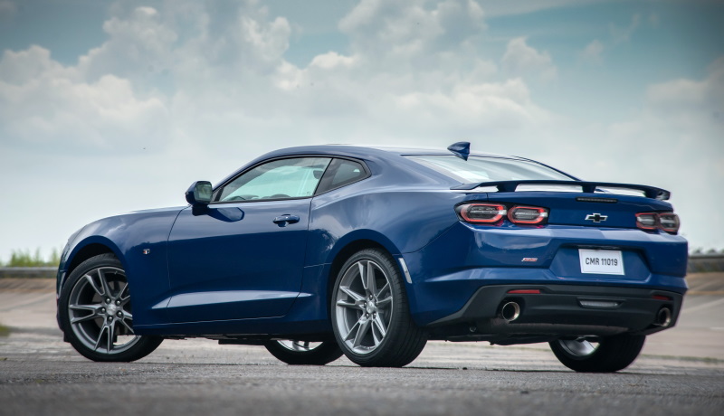 Прекращены продажи спорткара Chevrolet Camaro в России