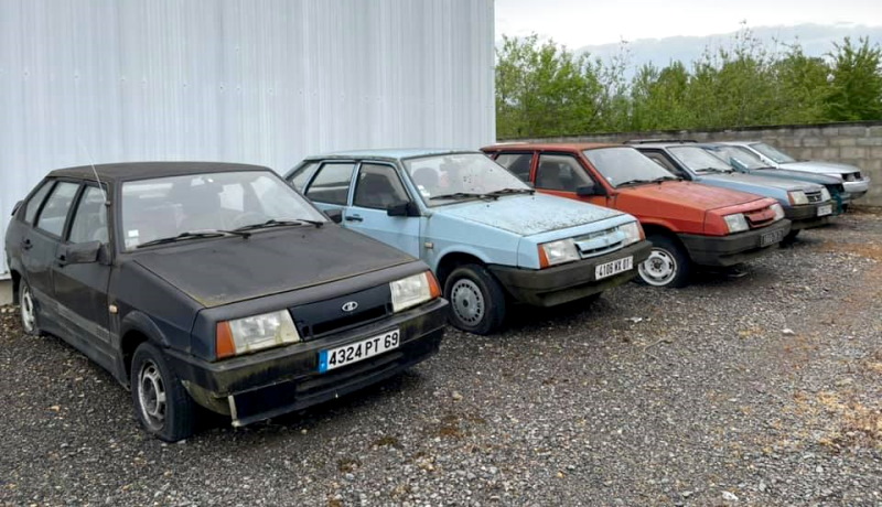 «Заброшенный автосалон Lada» во Франции. Выяснилось, что там есть на самом деле