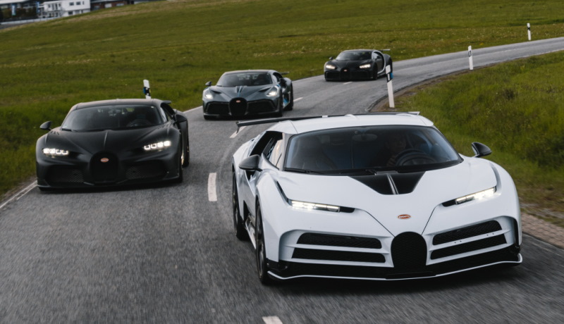 ����� � ��������� ���� �������� ������� ������ ����������� ������������� ���� Bugatti Centodieci (������� ���������� �� �������� �����)