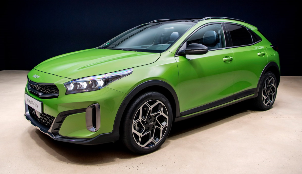 Представлен обновлённый хэтчбек Kia XCeed