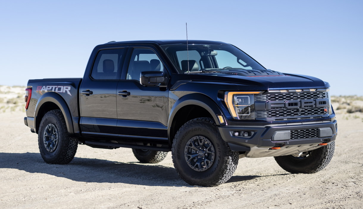 Супер-пикап Ford F-150 Raptor стал ещё мощнее