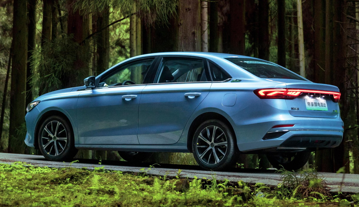����� Geely�Emgrand�7