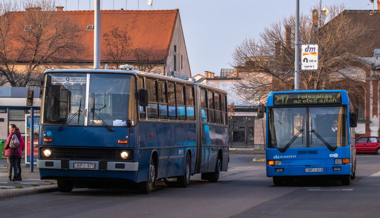����� ��Ikarus 280, ������ ��Ikarus 412