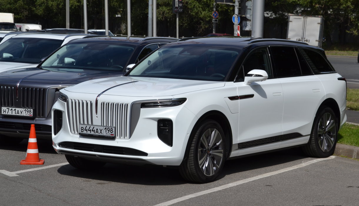 Hongqi�E-HS9