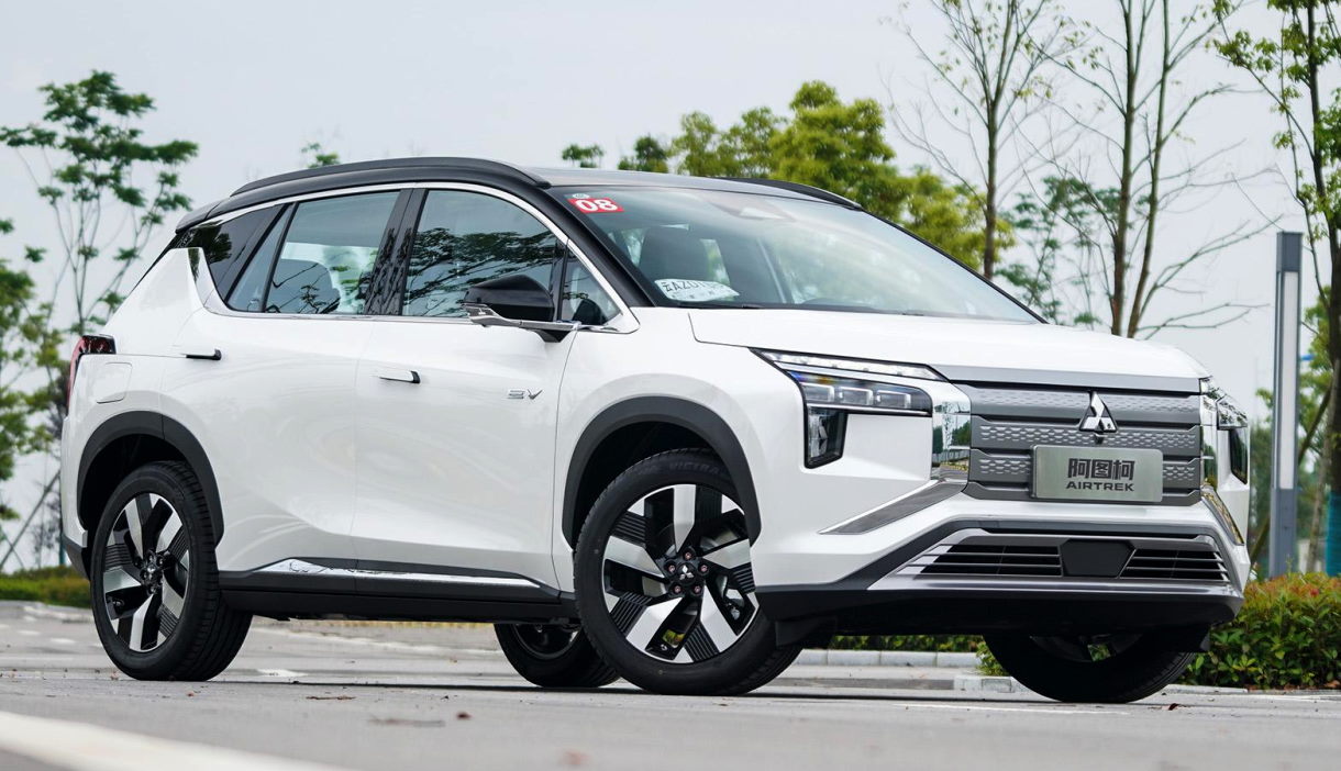 ������������� Mitsubishi Airtrek �� ��������� �� ��������, �� ����������������