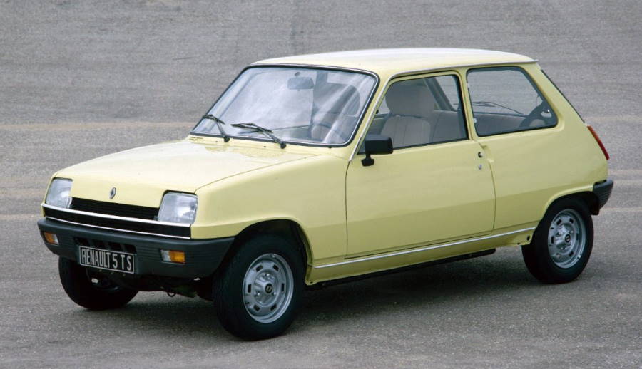 ������� Renault�5 ������� ��������� (�� ����) ����������� � 1972 ����, ������ ��������� ������ ������ �� �������� � 1984 ����. ������������ ������� ����������� � 1996 ����.