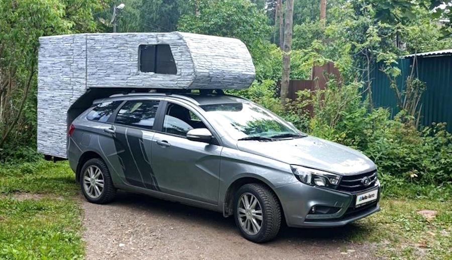 В продаже появилась надстройка-автодом для Лады Весты. Цена заманчивая