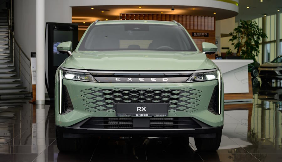 EXEED LX и EXEED RX: почему премиальные автомобили бренда стали бестселлерами в 2024 году?