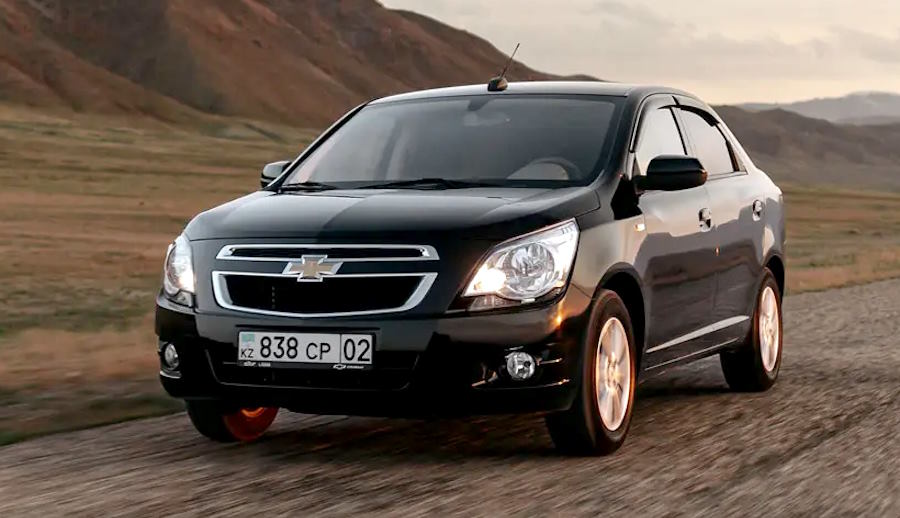 В Казахстане взлетели продажи новых автомобилей