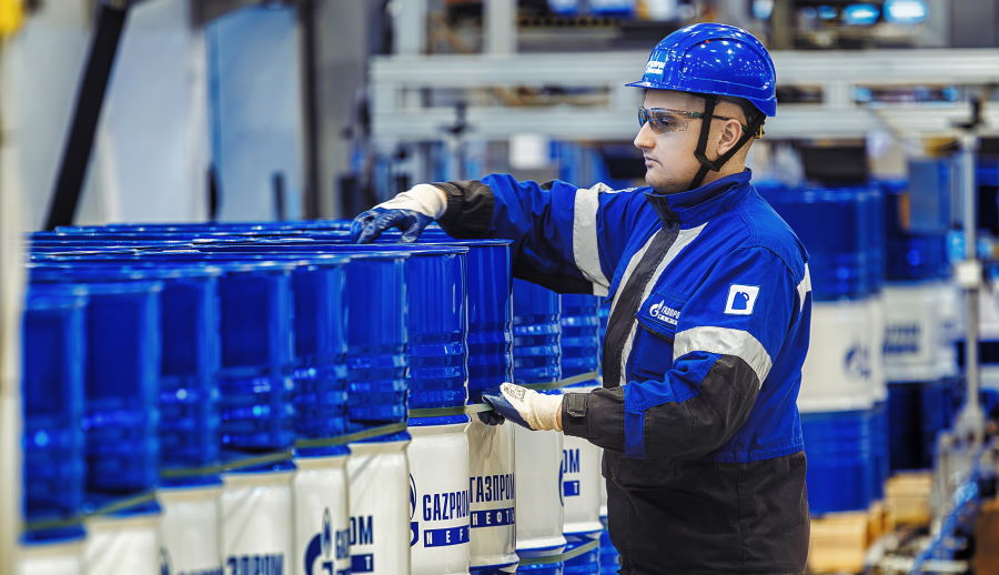 «Газпром нефть» укрепляет позиции в отрасли: отмечен рост добычи и переработки в 2025 году