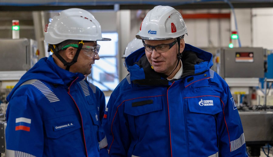 Представители власти оценили опыт «Газпромнефть-СМ» по переходу на цифровую маркировку продукции