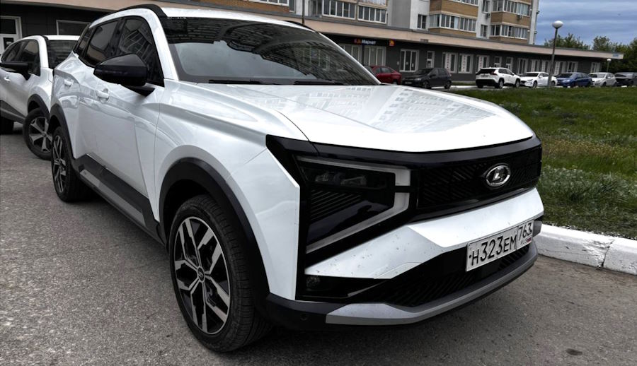 Новейшую модель АвтоВАЗ случайно заметили в одном из дворов Тольятти