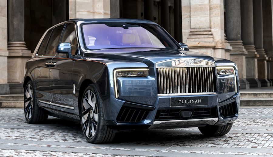 В России поставили рекорд по продажам супердорогих автомобилей