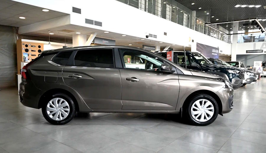 АвтоВАЗ отчитался о небольшом росте продаж