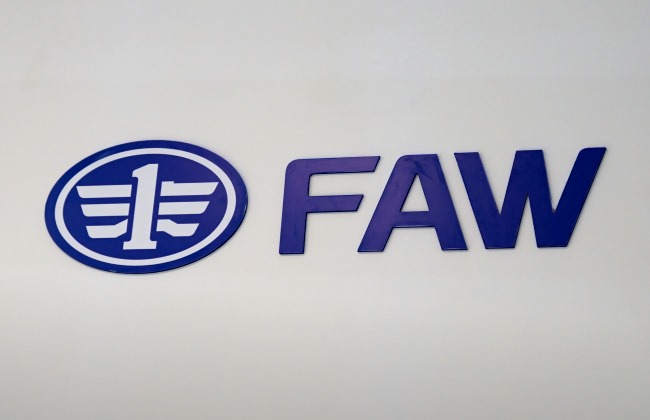 Китайцы перезапускают марку FAW в России