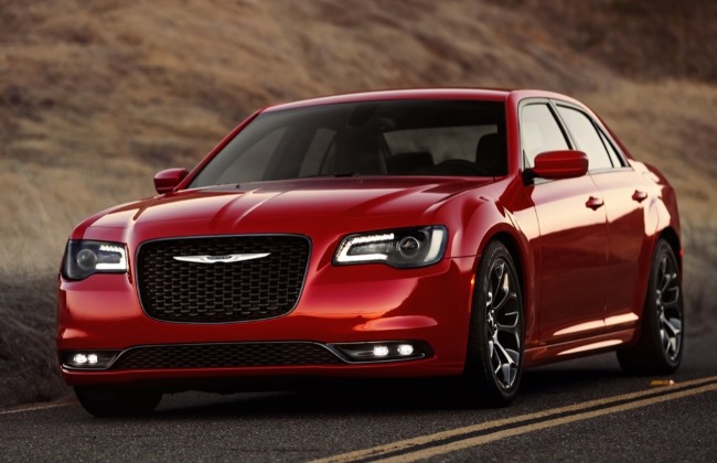 Обновленный седан Chrysler 300 дебютировал в Лос-Анджелесе