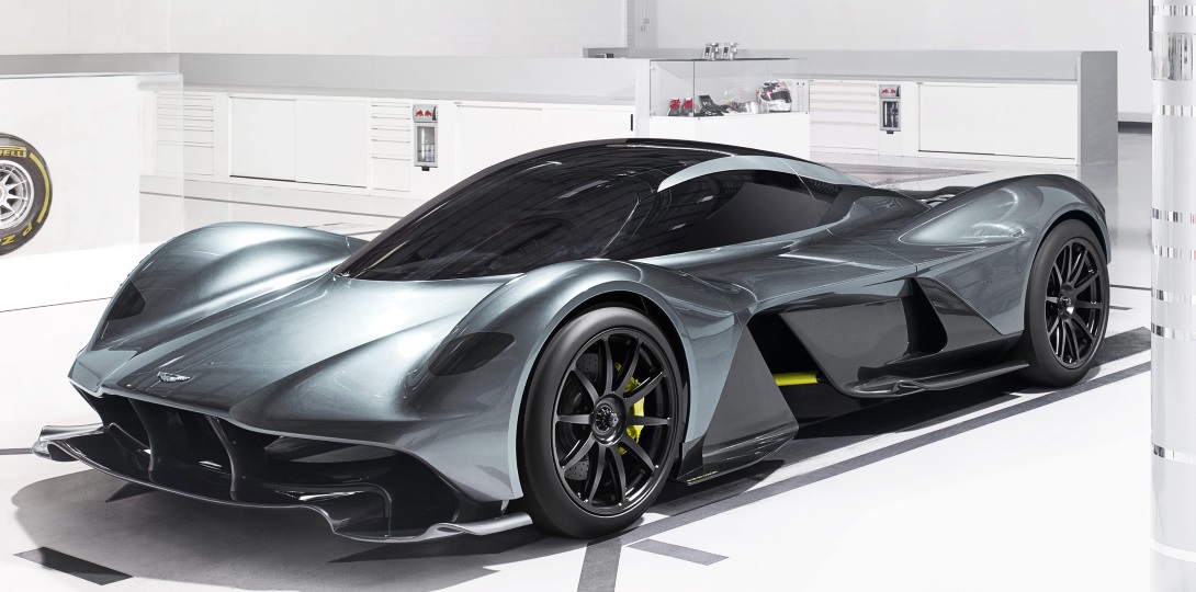 Показан прототип суперкара Aston Martin AM-RB 001