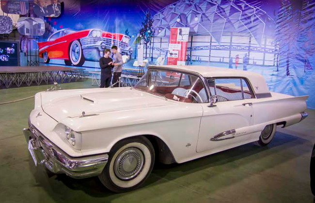 Ford Thunderbird