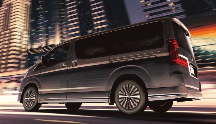 Минивэн Toyota Granvia возродили после 17-летнего перерыва