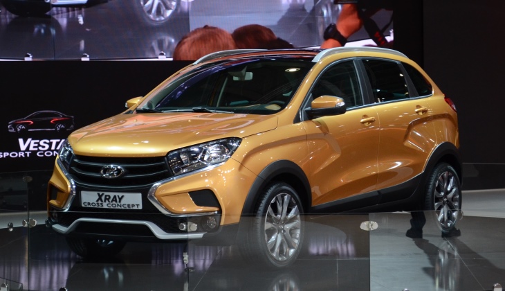 ������� Lada XRAY Cross �� ���������� ���������� 2016 ����