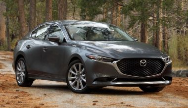 ����� ��������� ������ Mazda�3 �������� � ������ � �������
