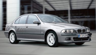 ������ BMW �������� � ������ ��-�� ������� ������� ������������
