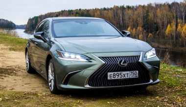 ����-����� ������ Lexus�ES: ����� �� �� ��������� 1,5 ��� �� ��������� � ������?