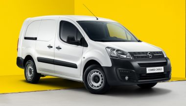 ������ ����� ������� �� ������ Opel Combo Cargo ���������� ������