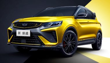 Китайцы обновили компактный кроссовер Geely