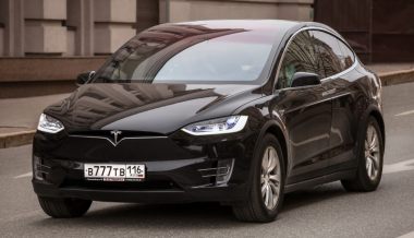 ��������� ����� ��������� ������������� Tesla � ������