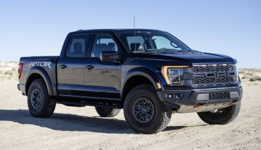Супер-пикап Ford F-150 Raptor стал ещё мощнее