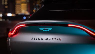 ��������� �������� Geely ����� ������������ ����� Aston Martin