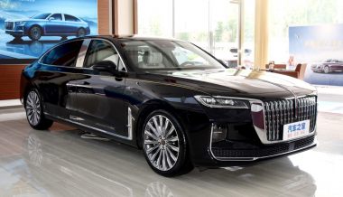 ����� ������� ��������� ���������� � ������: � ������� �������� ����� Hongqi H9+