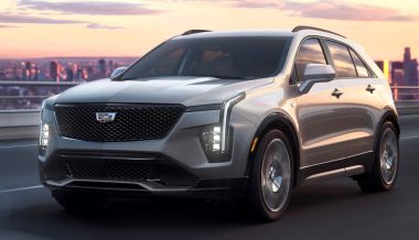 ��������� Cadillac XT4 ��������� ������� � ������