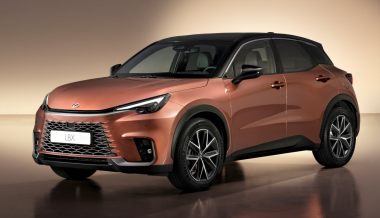 ����������� ��������� Lexus�LBX. ��� ����� ��������� ������ �����