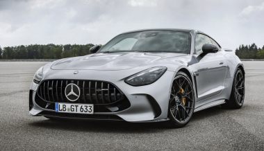 ���� Mercedes-AMG GT ������ ���������: ������ � �������� � � ������ ��������