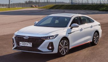 ������ �����������: ����-����� ������ Chery�Arrizo�8