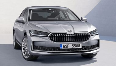 ������, ����������, ����������: ������������ Skoda Superb ������ ���������