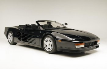 ��������� Ferrari Testarossa ������ �������� ��������� �� �������