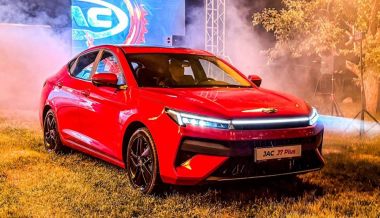 ����� ������� JAC J7 Plus ������ ��������� � ����������