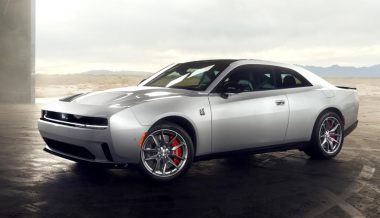���������� �������� ���� �������������� ���� Dodge Charger