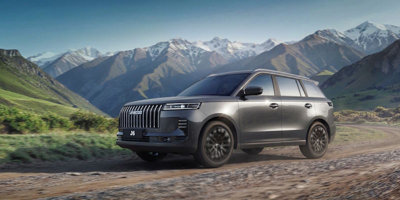 ������ ������� ��� �����: JAECOO J6 � ��� ������� � ������������