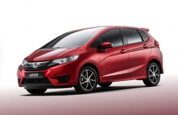 ������� Honda Jazz ��������� �� ������������ ����� � 2015 ����