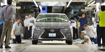 Автомобили Lexus начали выпускать в США