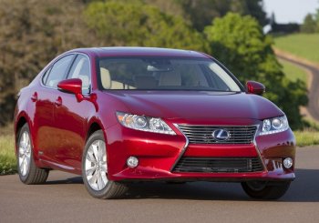 Седан Lexus ES — смена поколений